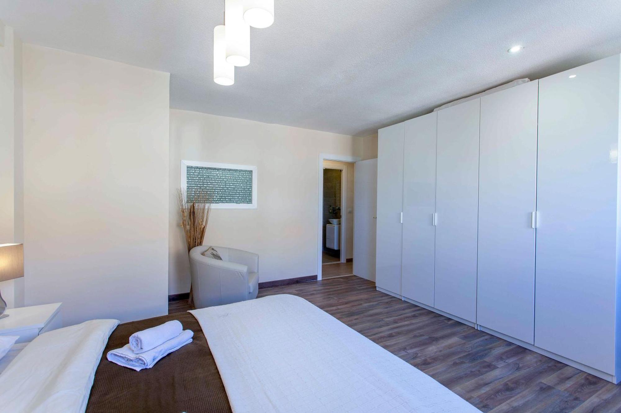 Apartment Malvarrosa Beach Cavite Валенсия Екстериор снимка
