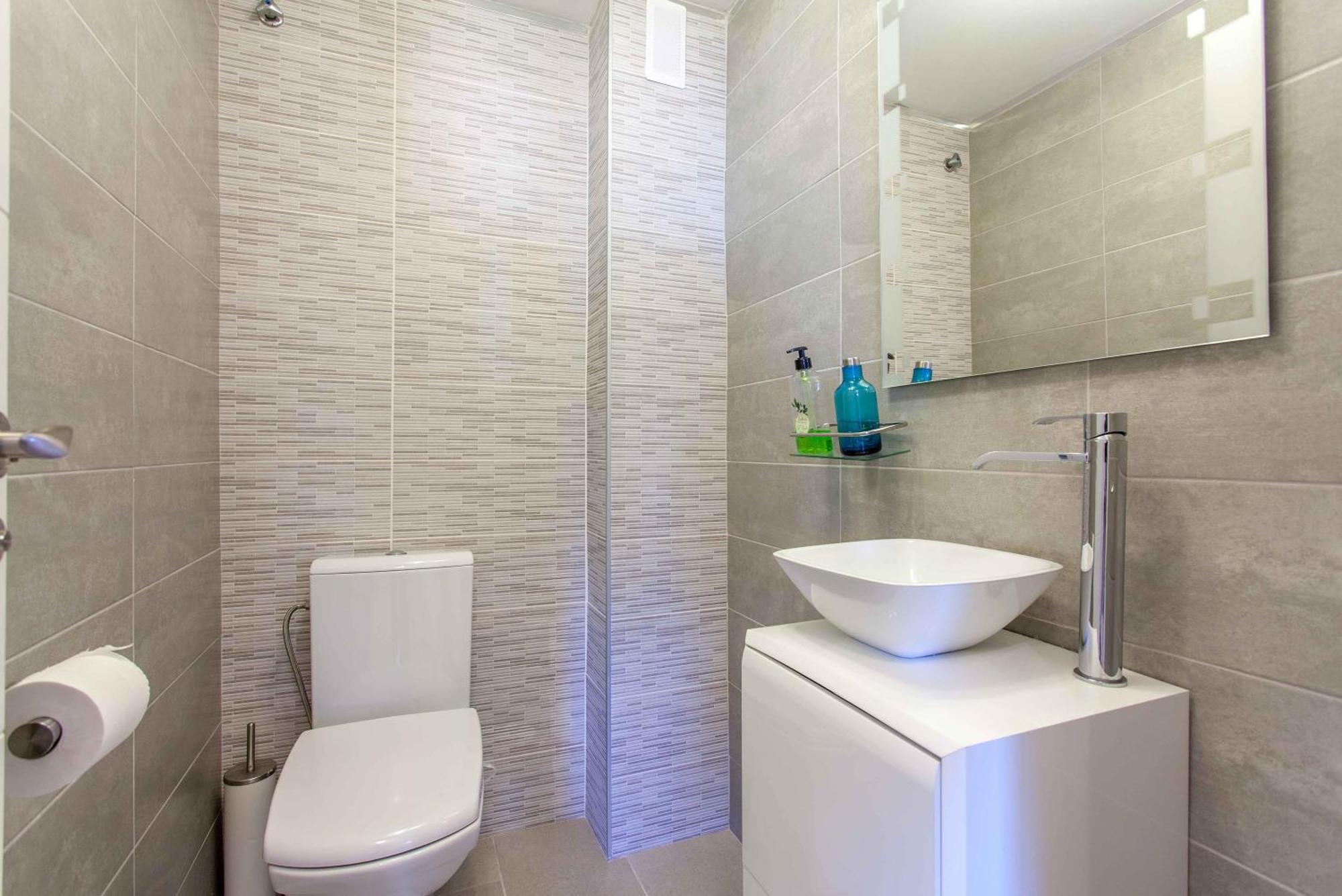 Apartment Malvarrosa Beach Cavite Валенсия Екстериор снимка