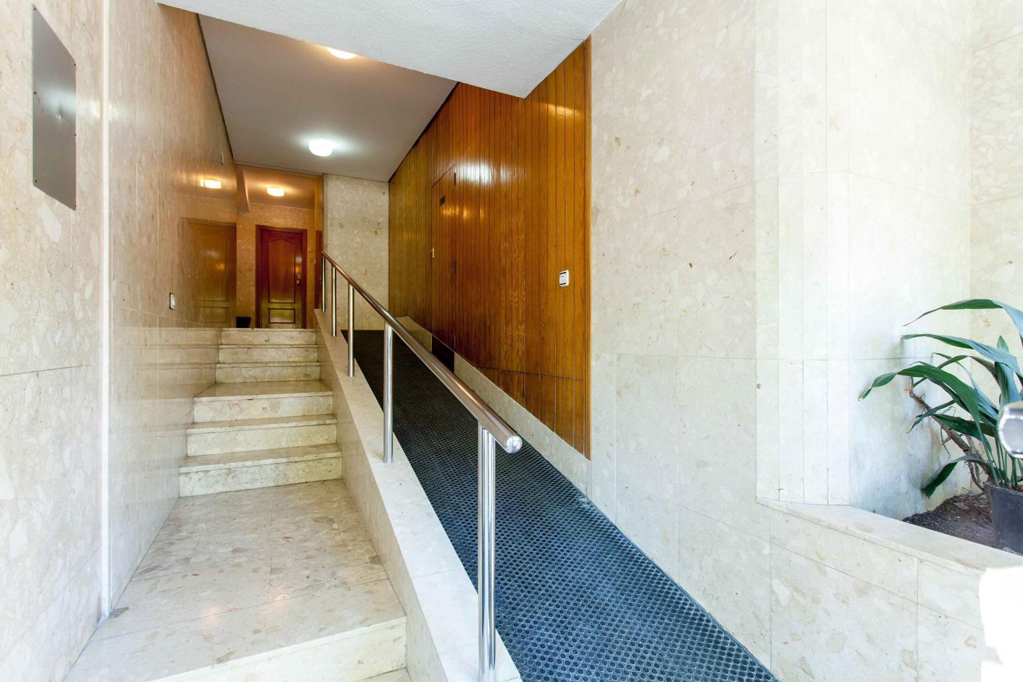 Apartment Malvarrosa Beach Cavite Валенсия Екстериор снимка